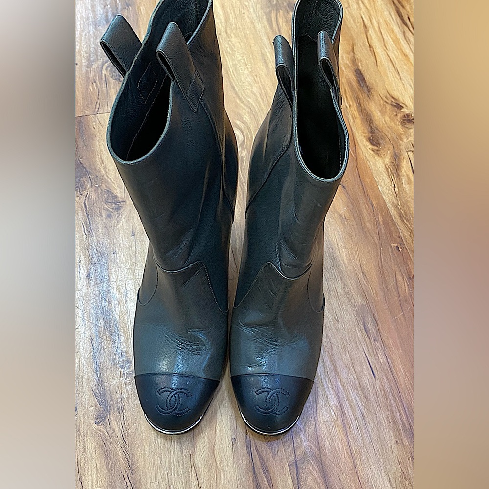 These Authentic Chanel booties are so gorgeous. The gray and black make them 😍